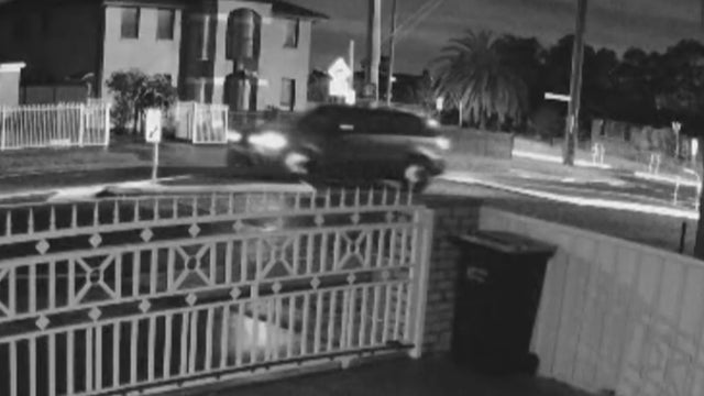 Dramatic Land Rover Theft and Police Foot Pursuit in Green Valley, Liverpool, Sydney